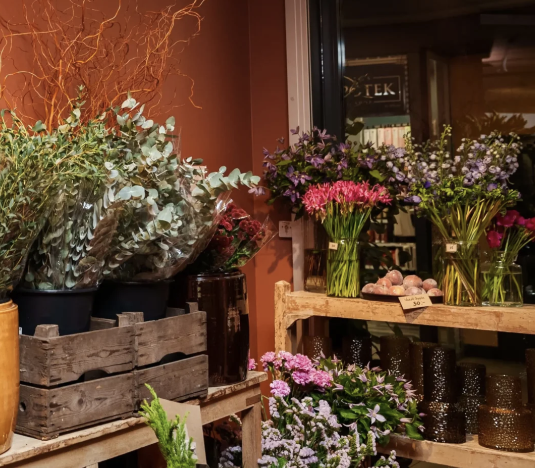 Handla till halloween Blomsterringen